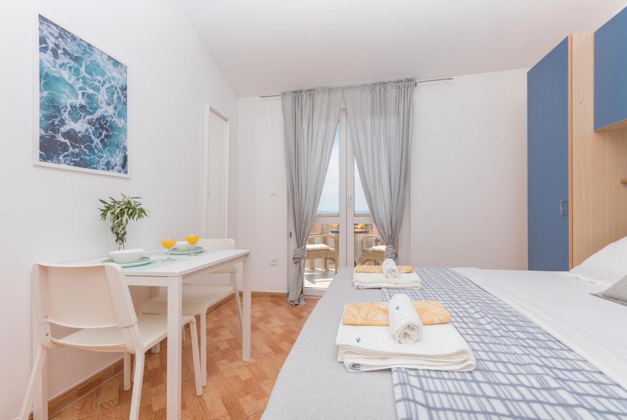 Vila Marina Sea&City View Макарська Номер фото