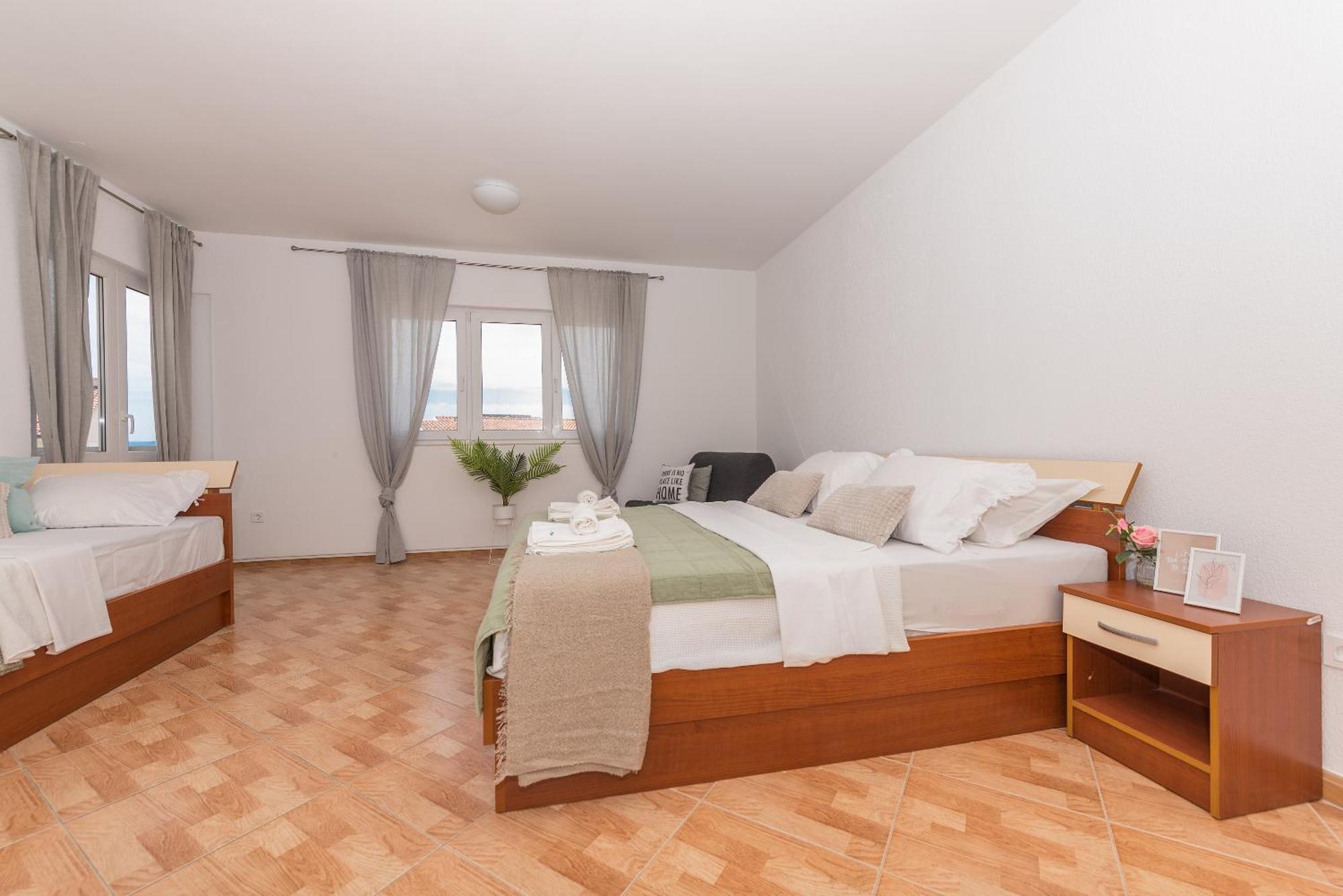 Vila Marina Sea&City View Макарська Номер фото